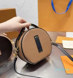 Bolso de hombro redondo para mujer mini bolso 16 bolso China 2022 nuevas de cuero bolso mensajero pequeño para mujer