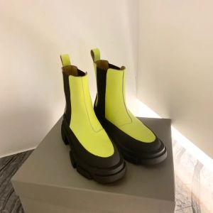 Tacones de bloque con punta redonda Botines planos Chunky Lugg media bota Biker de cuero Tobillo Chelsea Boots plataforma Cuñas Diseñador de lujo Zapatos de fábrica para mujer