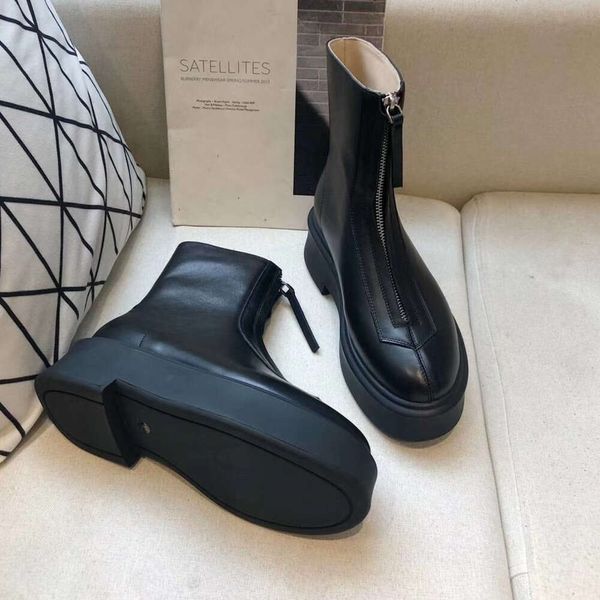 Row Smooth the Leather Chelsea Boots Platform Plateforme Zipper Slater-on Round Toe Block Tales Flat Coss Flat Cost Bootes Chunky Boot For Women Factory F Soft