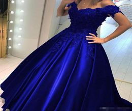 Robe de bal bleu royal pas cher robes de bal col en v sur l'épaule dentelle fleurs 3D perlées corset dos robes de soirée en satin Go5941580
