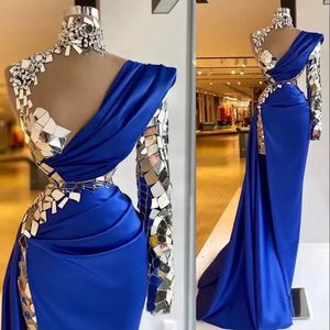 Royal Blue Crided Crystal African Evening Aso Ebi Sirène Prom Robe une manche à manches longues pour femmes