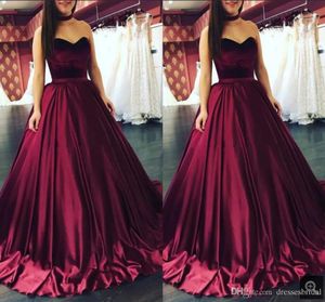 Velours bleu royal bordeaux une ligne longue robes de bal chérie plis Yousef Aljasmi robe de soirée en satin soirée robes de soirée