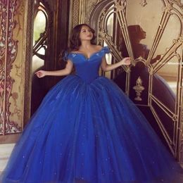 Robes de quinceanera Blue Cendrillone Royal Riched Sexy Off the épaule Tulle Custom Made Ball Ball Tulle Sweet 16 Pageant Gown 260U