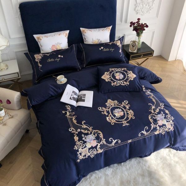 Royal Blue Elegante bordado 60S Satén Seda lavada Juego de cama Funda nórdica de algodón Ropa de cama Sábana ajustable Fundas de almohada Ropa de cama b209l