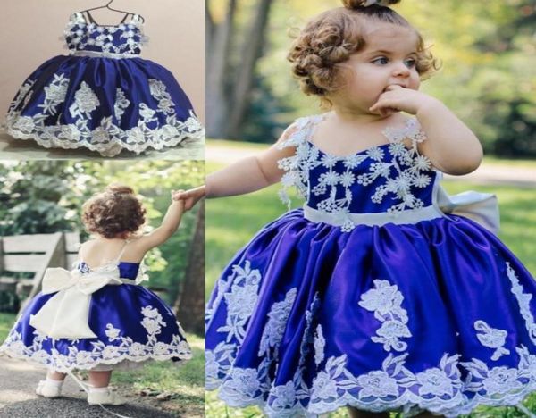 Vestidos de primera comunión azul real Apliques para niños pequeños Faja sin espalda Vestidos para niñas de flores para bodas Espalda con cordones Arco para niñas Pagea6777975