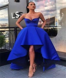 Royal Blue Hilo Stain Prom Dresses 2020 Strapless Backless High Low Low Evening Party Jurk Speciale gelegenheid Jurken Vestido de Noche C9601433