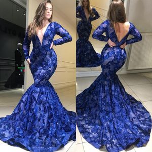 Royal Blue Lace Prom Dresses Sexy Dubai Diepe V-hals Lange Mouw Kralen Mermaid Sweep Train Avondjurk Goedkope Plus Size Celebrity Partyjurk