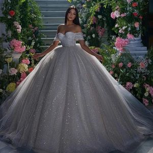 Vestido de novia de Dubái con hombros descubiertos y cristal brillante, vestido de novia de manga corta con pliegues y lentejuelas, vestido de novia árabe saudí BES121