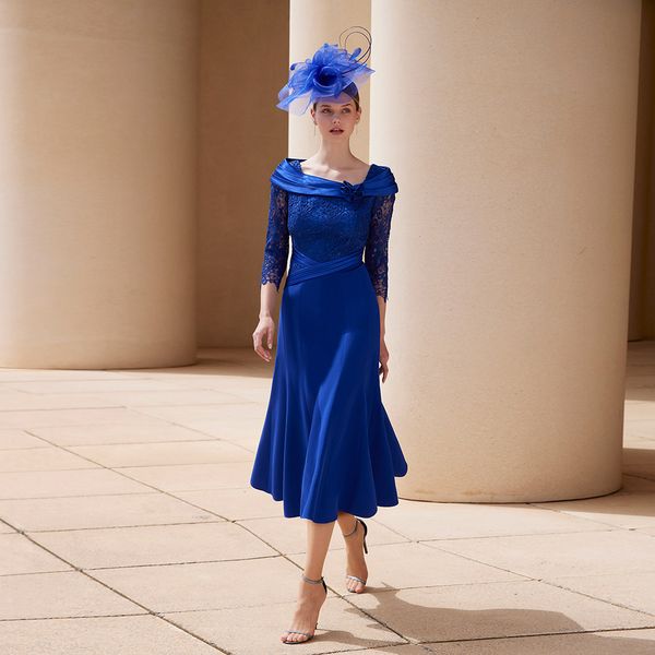 Royal Blue Madre of the Bride Vestidos cuadrados 3/4 Mangas Vestido de invitado de boda Lace A Line Tea Tail Party Fiests 415