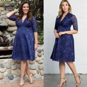 Royal Blue Plus Size Lace Formal Jurken met Half Mouwen Diepe V-hals Knielengte Avondjurken A-lijn Goedkope Korte Prom Dress