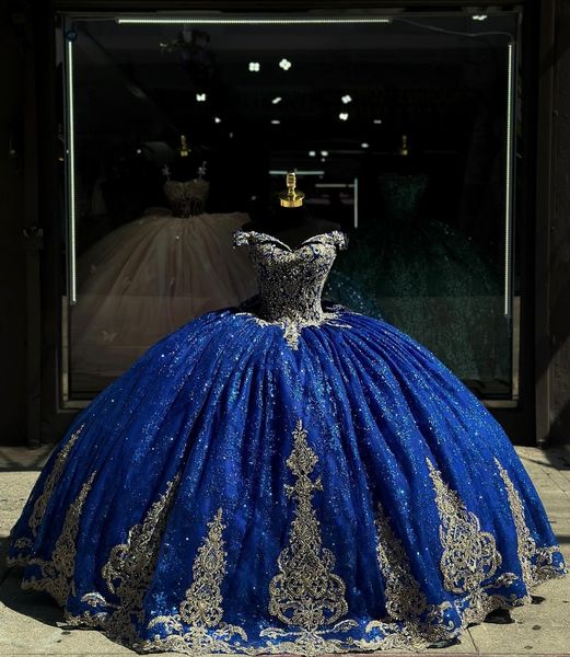 Robes de princesse bleu royal Robe de bal de bal sur les paillettes d'épaule paillettes Vestido de Quinceanera Gold Appliquée Masquerade Robe
