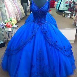 Robe de bal de la princesse bleu royal Plus taille Quinceanera Velles V Perles d'appliques de cou balayage Sweet 16 Robes Robes Robes de fête Vestidos de 15 Blancos S Estidos
