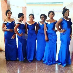 Royal Blue Prom Jurken Black Girls Bruidsmeisjes Jurk 2020 Boot Hals Wit Bloemen Kant Satijn Avond Lange Formele Jurk Trouwgast