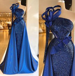 Royal Blue Prom -jurken met overskirts een schouderfeestjurken Vintage vloerlengte op maat gemaakte avondjurk