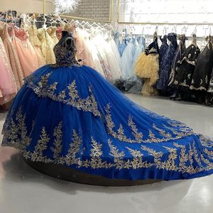 Robes de Quinceanera bleu royal train cathédrale robes de bal 3D fleurs florales bretelles corset perlé dos doux 15 16 robe