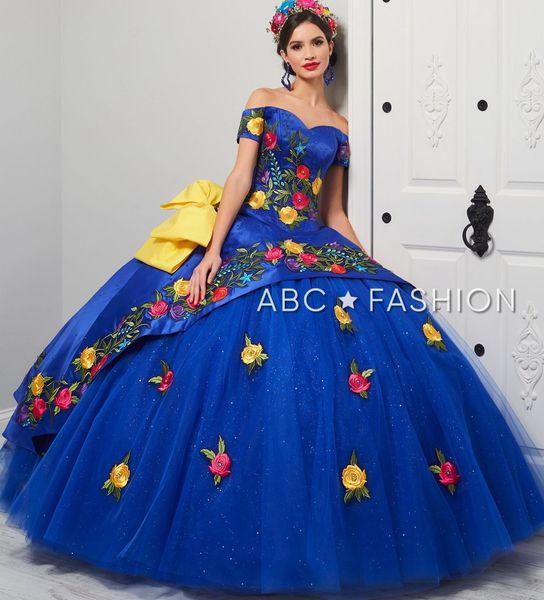 Robes de Quinceanera bleu royal avec dentelle broderie paillettes paillettes hors de l'épaule robes de bal robe de bal à lacets Sweet 16 robe