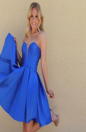 Royal Blue Short Homecoming Jurken Sweetheart Strapless Satin Ruffles Short Prom Dresses Party Jurken Zipper UP8140101