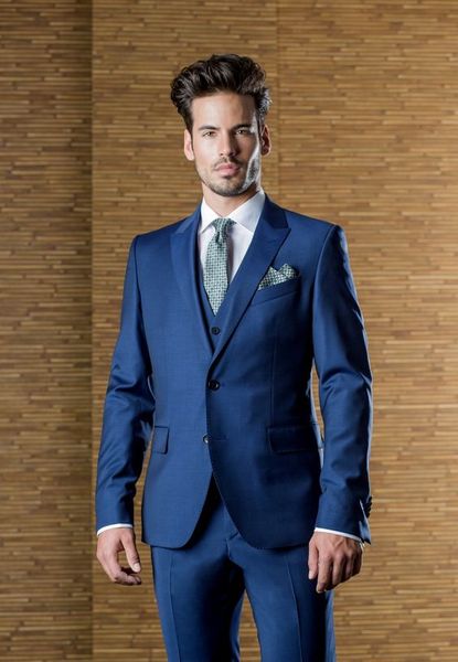 Trajes para hombre de tres piezas en azul real, esmoquin para novios de boda, esmoquin con solapa con muesca y dos botones, traje de fiesta formal (chaqueta + pantalón + chaleco) 326 326