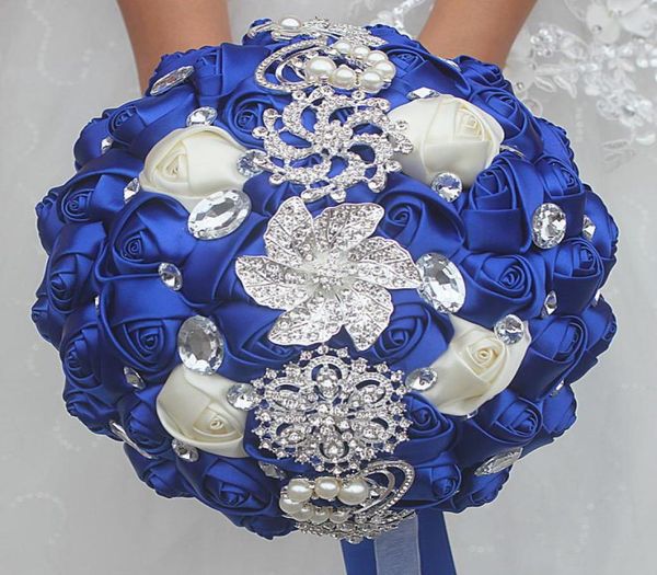 Boue de mariage bleu royal Bouquets de mariée simulation de fleur de fleur Supplies de fleur artificielle Crystal Sweet 15 Bouquets de quinceanera W2287077137