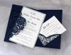 Invitations de mariage bleu royal avec des invitations coupées au laser de rose en bas de paillettes d'argent pour la quinceanera Soir Dîner Party Invite