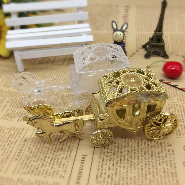 Royal Wedding Favors Gold Silver Carriage Candy Box Regalo Dulces Cajas Fiesta de cumpleaños Suministros w-00808