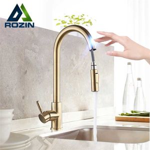 Rozin Smart Touch Keukenkraan Geborsteld Goud Poll Out Sensor Kranen Zwart / Nikkel 360 Rotatie Crane 2 Outlet Water Mixer TAPS 211108