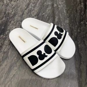 luxe designer rubberen strandkleding print platte glijbaan pantoffel zwart wit kleurrijk zomer slippers casual schoenen platform letter rubber