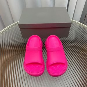 Zomer rubberen muiltjes pantoffels dia's sandalen hakken plat platform hakken open teen dames luxe ontwerpers koude casual mode schoenen 8,5 cm fabrieksschoeisel