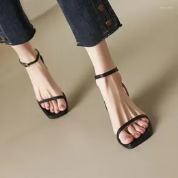 Rubber s sandalen casual gesp riem erkende vierkante hiel vrije tijd pu sandalias mujer sandaal caual leiure sandalia ia trap andals quare Andalias Andalia Andalia