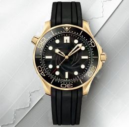Rubberen horloge masculino 41 mm sportstijl grote herenhorloges luxe modeontwerper zwarte wijzerplaat unieke siliconen mannelijke klok montre de luxe 2813 beweging polshorloges