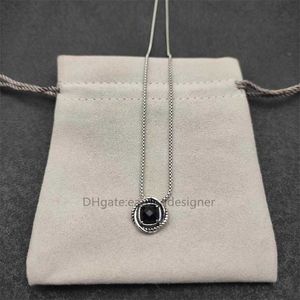 Robijnrode ketting Luxe Zirkonia ketting Steen Effen Ronde Saffier Choker Designer Hangerkettingen voor zwarte vrouwen Kettingen Trendy Gekleurde Edelsteen Fijne sieraden 4