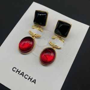 Pendientes de rubí Pendientes de diseñador para mujer Letras dobles vintage con caja para regalo de joyería de bodas de fiesta