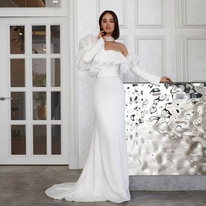 Ruches strapless zeemeermin trouwjurk satijnen bruidsjurken met lange mouwen Sweep Train Country Robe de Mariage