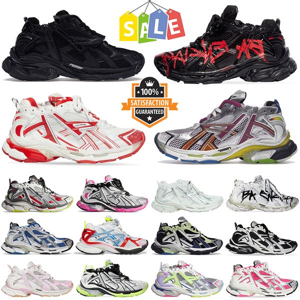 Coureurs 7.0 Designer Dress Chaussures hommes femmes chaussures décontractées déconstructions bordeaux de luxe Bourgogne Paris Belanaga Trainers Graffiti Nylon Beleciaga Runner 7 Bneakers