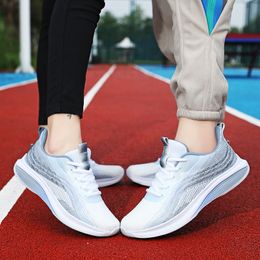 Chaussures d'arrivée Running Nouveau 2024 pour hommes Sneakers Fashion Black Blanc Blue Blue Gris Mens Trainers GAI-46 Taille de chaussure extérieure 35-45 578 S