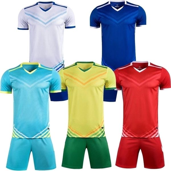 Conjuntos para correr Hombres Manga corta Jersey de fútbol amarillo Conjunto Púrpura Adulto Uniforme de fútbol Niño Azul Camisa para niños Nombre personalizado Número de bricolaje W220923