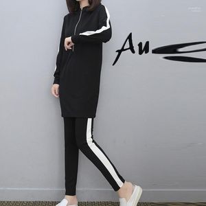 Ensembles de course Grande taille femmes 2 pièces ensemble à manches longues fendu à capuche et pantalon tenue décontractée vêtements de sport pour dames 2023 Jogging vêtements noirs