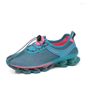 Chaussures de course 2024 Été respirant Mesh Outdoor Women Girls Athletics Sports Trainers Trial Jogging Jogging Fitness Sneakers