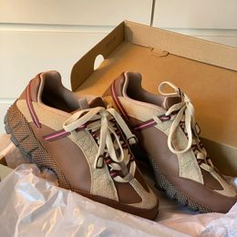 Chaussures de course Humara LX Hommes Femmes Top Qualitys Designer Rose Flash Light Bone Ale Marron Or Baskets De Plein Air Taille 36-45