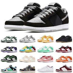 Chaussures de course Baskets Baskets Jogging Marche Chaussure Designer Hommes Casual Blanc Noir Gris Brouillard Université Bleu Plate-forme Basse Syracuse IW7N