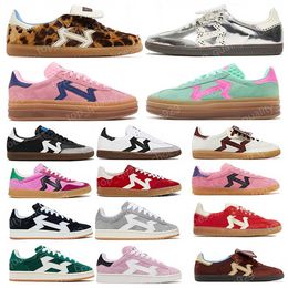 Chaussures de course Femmes Leopard Print Originals Og Wales Bonner Vintage Trainer Low Sneakers non glissé Offre Offre Classic Men Men Casual Designer Shoe 36-45