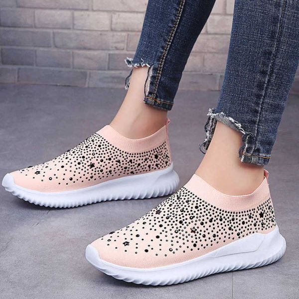 Chaussures de course Femmes Sneakers en strass Crystal Vulcanize femme New Bling Soft Sole Brepwant Ladies Flogs Casual Flats Muis 210811
