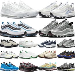 Running Sports Trainers Sneakers Classic Shoes Triple Black and White bleu rouge gris gris argent vert olive brun orange pour hommes femmes livraison gratuite en plein air 36-45