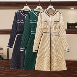 Piste concepteur femmes simple boutonnage robe pull printemps automne vert Plaid tricot brillant soie robe S-4xl