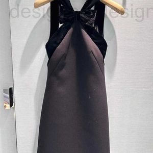 Runway -jurken Designer merk Camisole -jurk met Miu -stijl fluwelen boog patchwork -jurk, backless sexy jaarlijkse bijeenkomst winter wodt