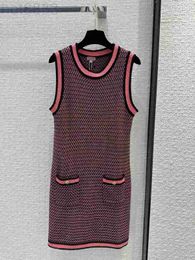 Vestidos de pasarela Diseñador Milan Dress 2023 Nuevo verano otoño o cuello sin mangas Marca de moda Mismo estilo K71N