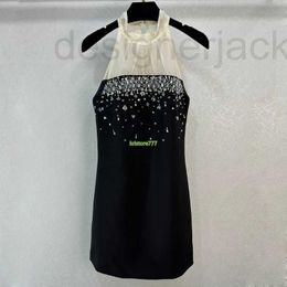 Vestidos de pasarela Diseñador Verano Vestido de mujer Camisetas con cuentas de cristal Niñas Milán Jersey Camiseta sin mangas Una línea Sin mangas Mini Malla de gama alta NGNG