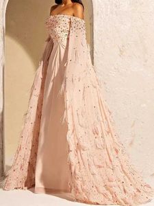 Runway jurken elegante champagne zeemeermin cape mouwen avondjurken Arabische kristal kristallen veer chiffon jurken voor vrouwen prom