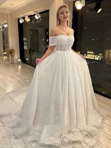 Robes de piste dames robes de fête élégantes dames de luxe robes de soirée robes de bal robes nues dames long mariage nouveau style 2024