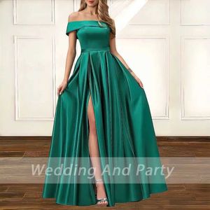 Runway-jurken Satijnen avondjurken voor bruiloft Off Shoulder High Split Long Formal Prom-jurken Elegant A-Line Plus Size Wedding Party Tough Jurk T240518